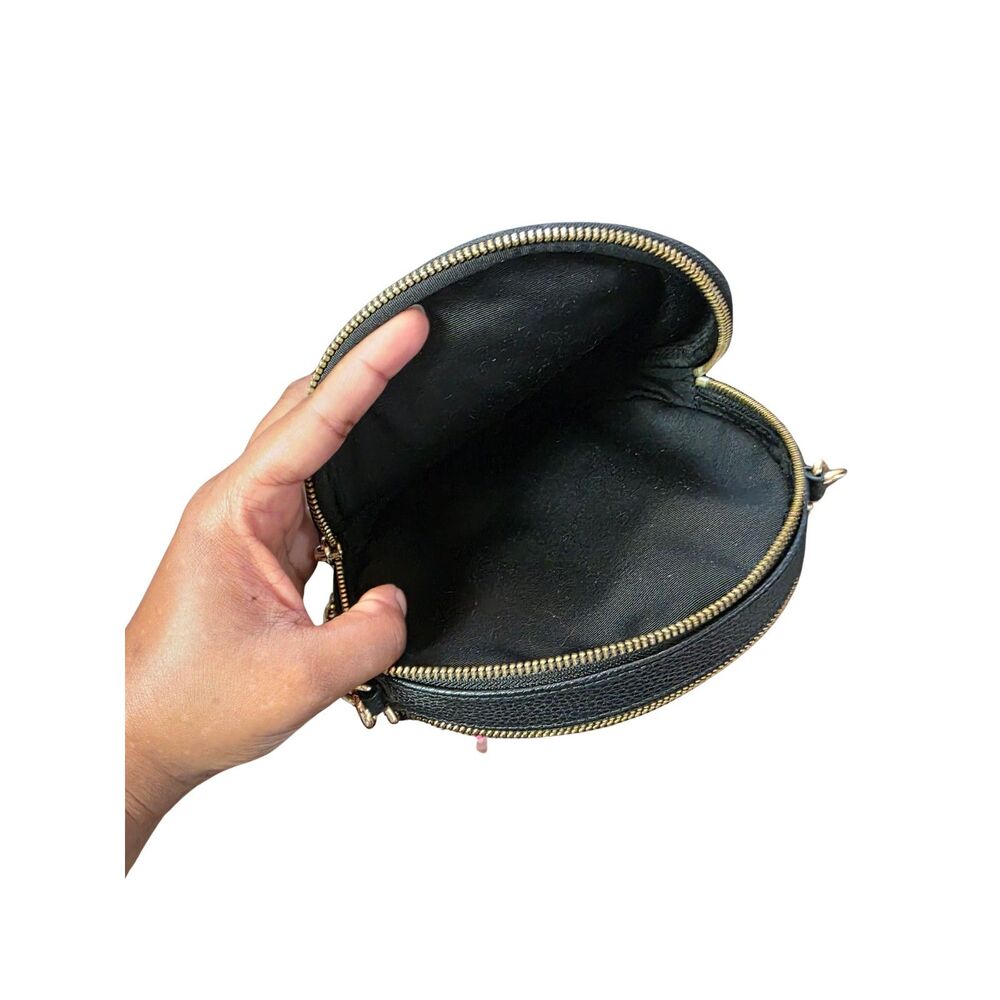 Marc Jacobs The Rewind Oval Crossbody Bag Black Pebbled Leather - Picture 4 of 4